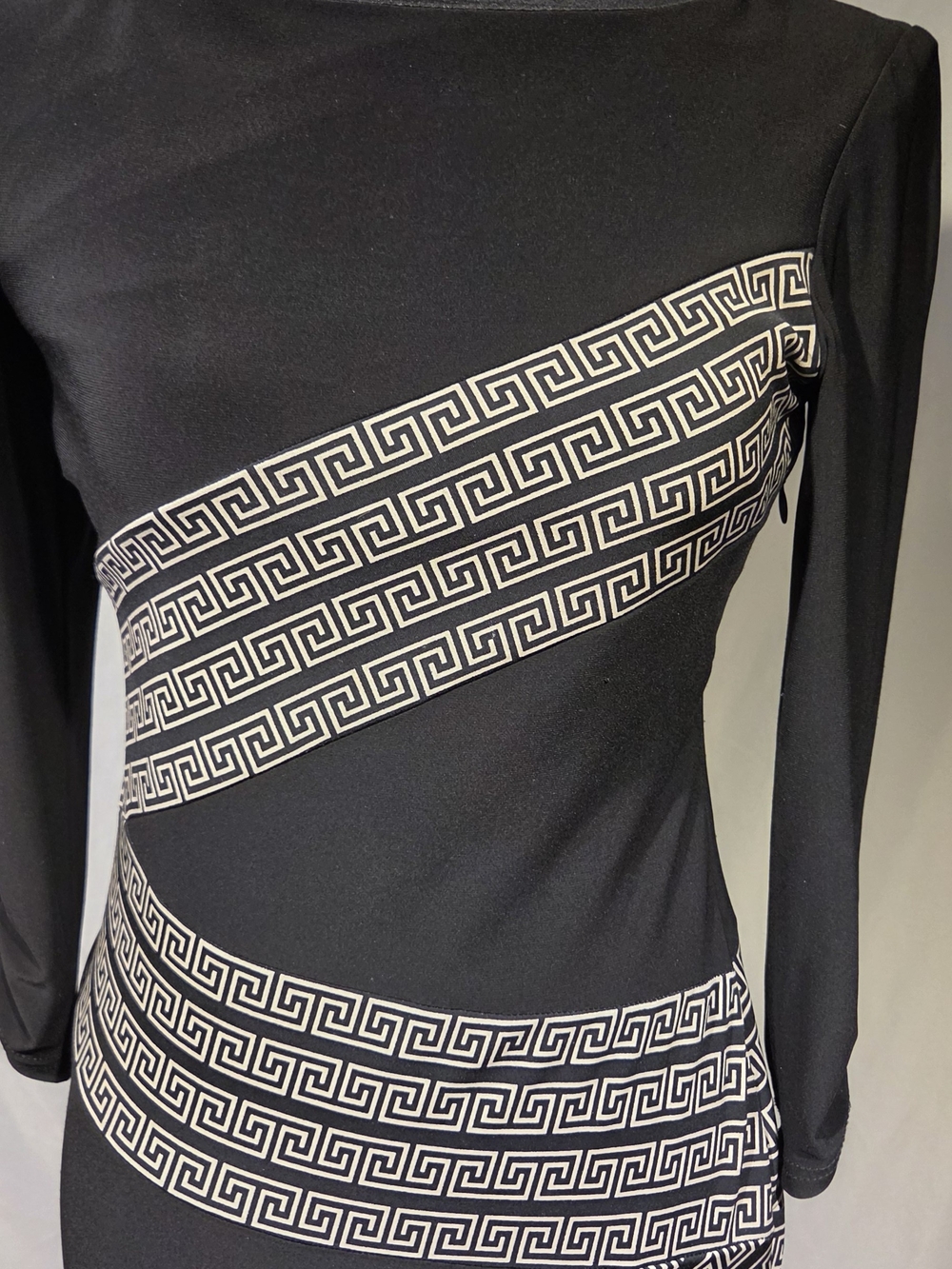 Joseph Ribkoff Elegant Black Long-Sleeve Bodycon Dress Geometric Stripe Detail - Picture 2 of 7